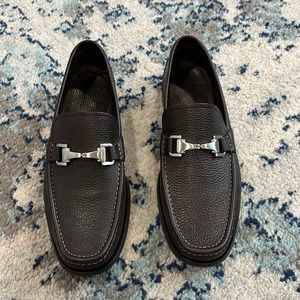 Men’s Allen Edmond dark brown leather dress shoes. Loafers. Men’s size 10.5